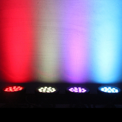 روشن 15pcs بالا نورپردازی rgbw روز روشنایی صحنه جشن عروسی بار 4 در 1 LED نورپردازی