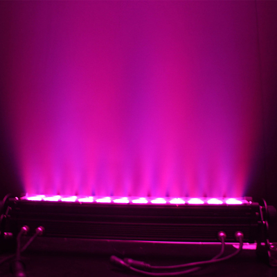 میله ال ای دی فضای باز با وزن سبک حرفه ای 24x9w Rgb 3 در 1 چراغ لباسشویی LED برای فضای داخلی